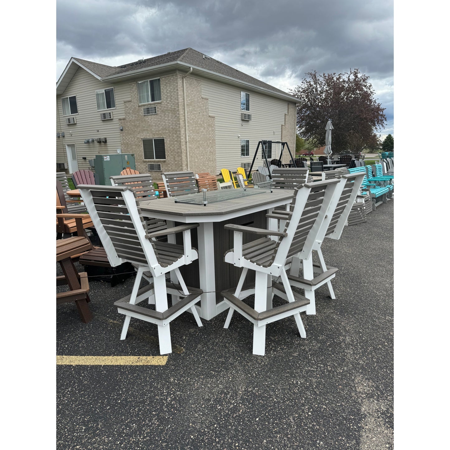 6' Fire Table with 4 Rollback and 2 Stationary Chairs in White & Coastal Gray Wood Grain