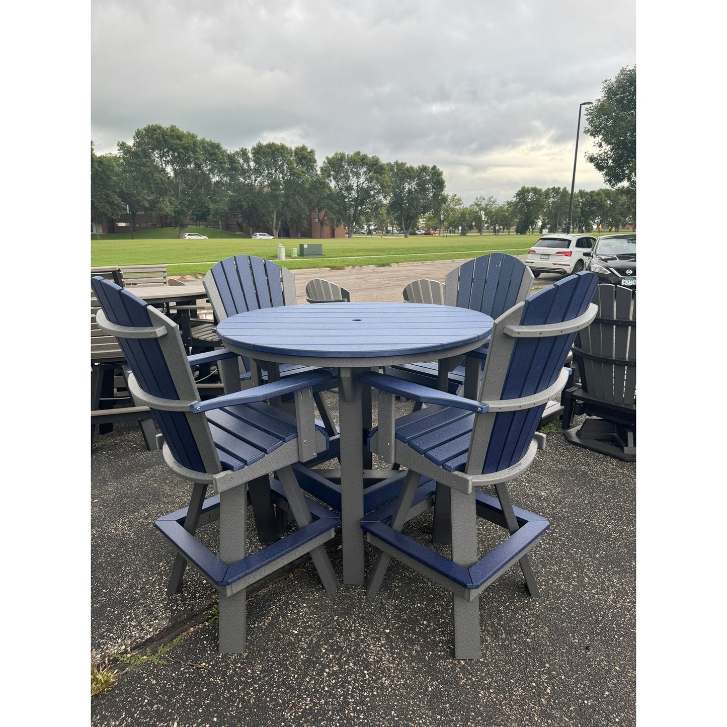 48" Round Bar Table with 4 Classic Swivel Chairs in Dark Gray and Patriot