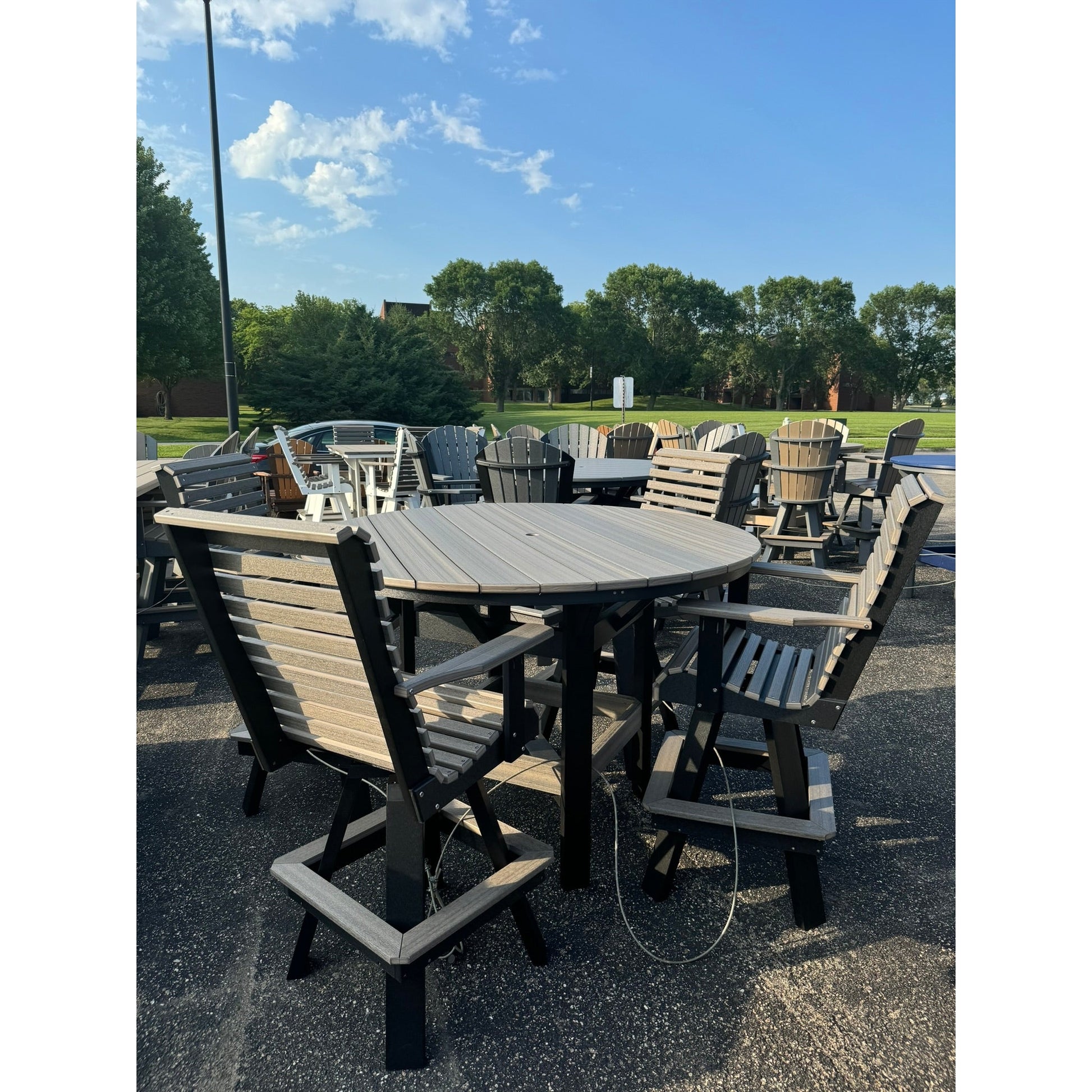 60" Round Bar Table with 4 Rollback Swivel Bar Chairs in Black/Coastal