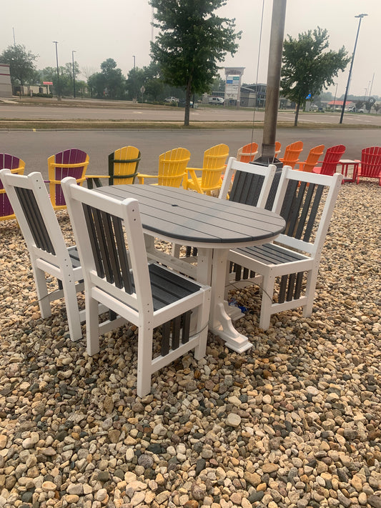 Creekside 5' Oval Dining Table with 4 Swivel Chairs