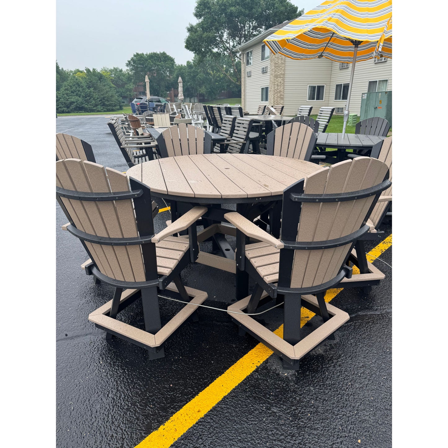 60" Round Counter Table with 6 Classic Swivel Counter Chairs in Black and Weatherwood